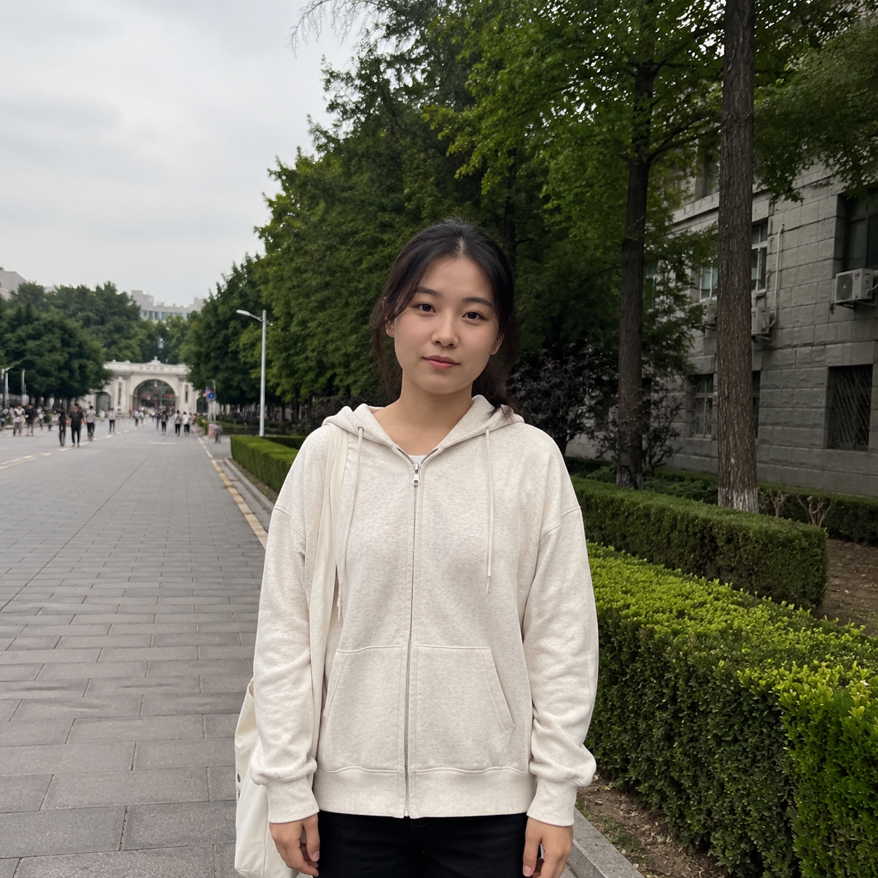 上传前示意图，东亚女性日常发型照片